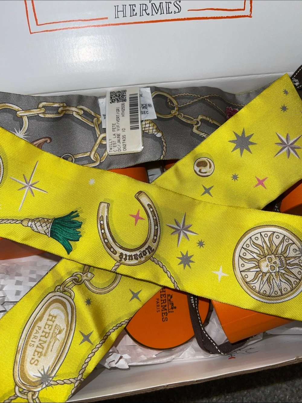 Hermés C’est La Fete Yellow & Grey Silk Twilly Scarf with Roses